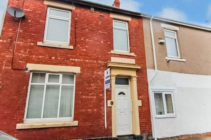 3 Bedroom Terraced House To Rent In Goschen Street, Blyth, NE24