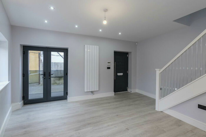 1 Bedroom End Of Terrace House To Rent In Paper Mews, Dorking, RH4