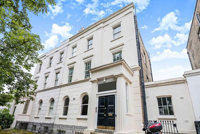 2 Bedroom Flat To Rent In Camberwell Grove, Camberwell, SE5