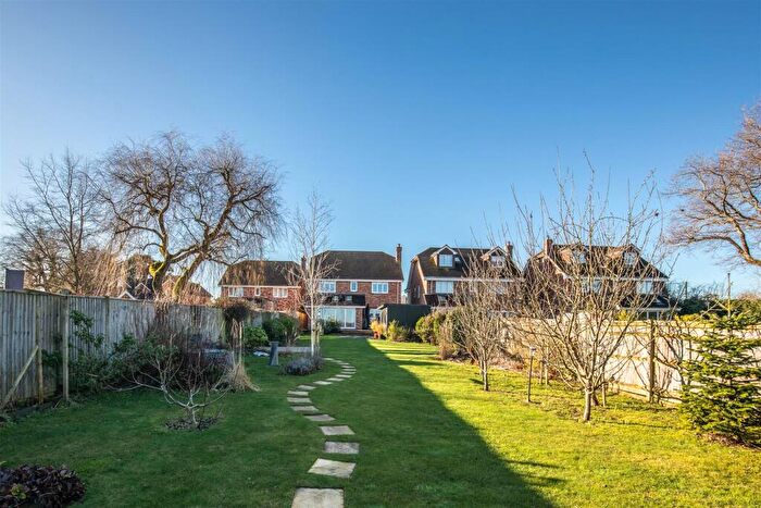 4 Bedroom Detached House For Sale In Eastbourne Road, Halland, BN8