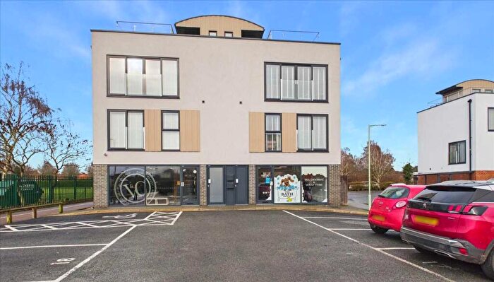 3 Bedroom Apartment For Sale In Grange View, Grange Farm, Kesgrave, IP5