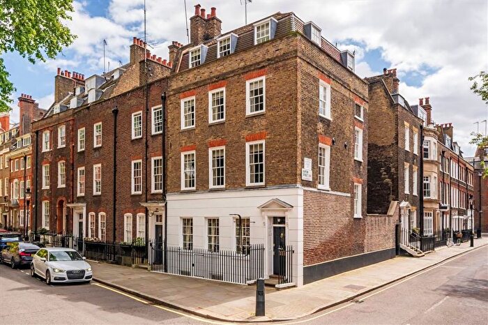 5 Bedroom End Of Terrace House For Sale In Great College Street, Westminster, SW1P