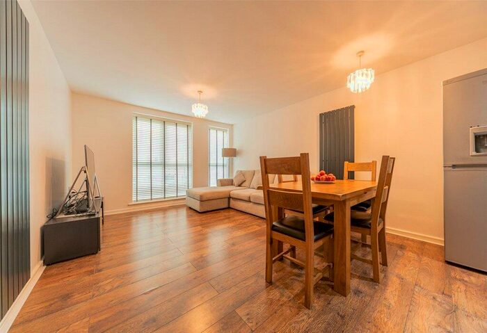 2 Bedroom Apartment To Rent In Springhead Parkway, Northfleet, Gravesend, Kent, DA11