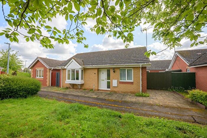 2 Bedroom Detached Bungalow For Sale In Petts Close, Wisbech, PE13