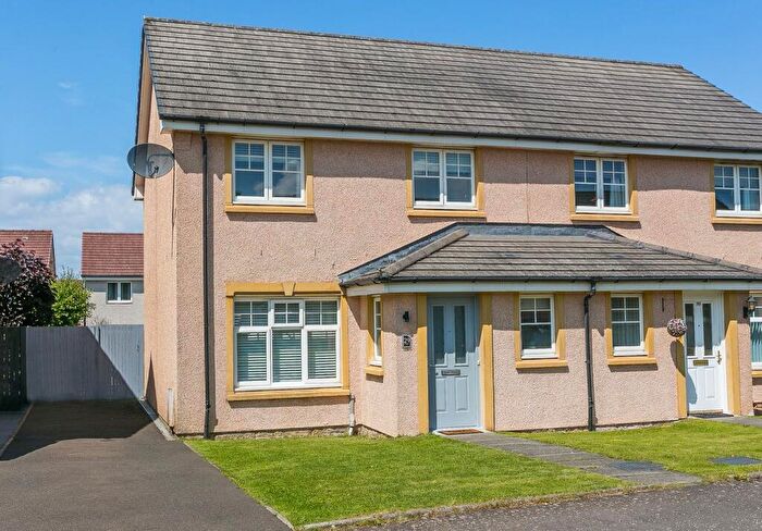 3 Bedroom Semi-Detached Bungalow For Sale In Chesterhall Avenue, Macmerry, Tranent, EH33