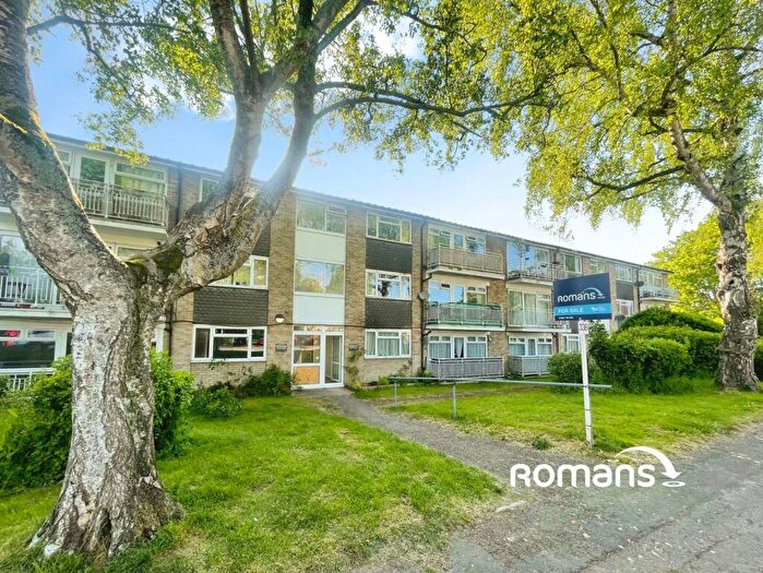 2 Bedroom Apartment For Sale In Fraser Road, Kings Worthy, Winchester, SO23