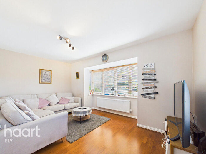 4 Bedroom Link Detached House For Sale In Gateway Gardens, Ely, CB6