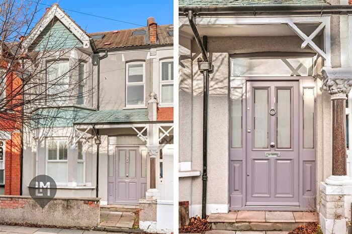 4 Bedroom Property For Sale In Mount Road, London, SW19