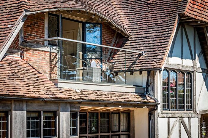 4 Bedroom Detached House For Sale In Fourth Avenue, Felpham, PO22