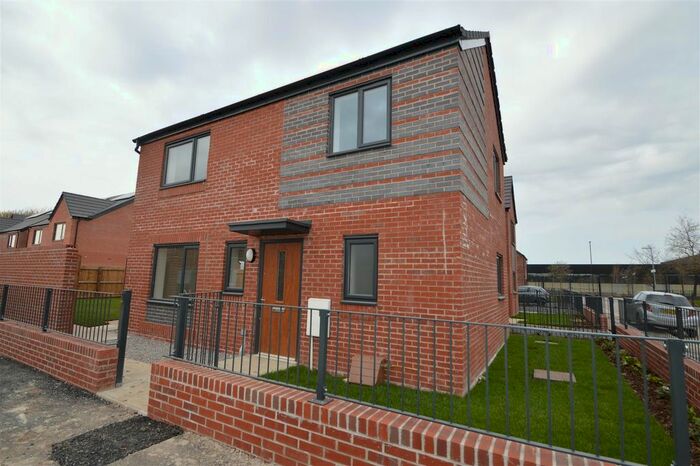 3 Bedroom Property To Rent In Beastow Road, West Gorton, Manchester, M12