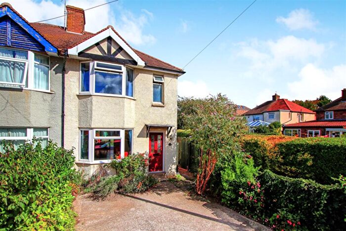 3 Bedroom Semi-Detached House For Sale In The Homing, Cambridge, CB5