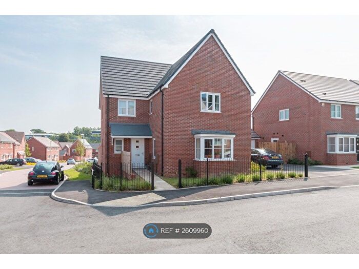 4 Bedroom Detached House To Rent In Fairey Street, Cofton Hackett, Birmingham, B45