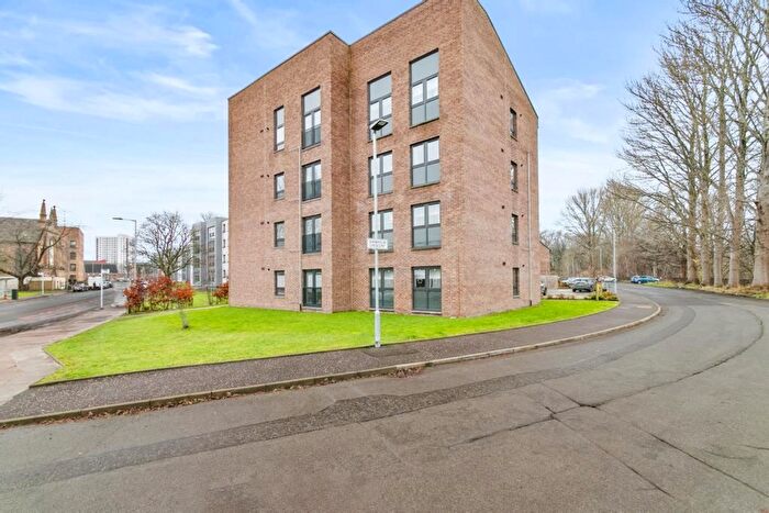 2 Bedroom Flat For Sale In Shawholm Crescent, Shawlands, G43