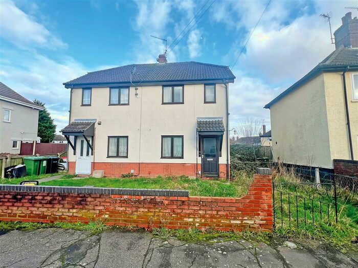 2 Bedroom Semi-Detached House For Sale In Hillen Road, King'S Lynn, PE30