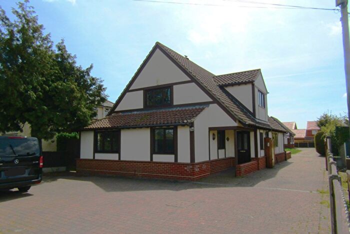 5 Bedroom Detached House To Rent In Thorpe Road, Kirby Cross, Frinton-On-Sea, CO13