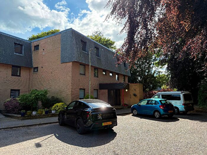 2 Bedroom Flat To Rent In Ballinard Gardens, Broughty Ferry, Dundee, DD5