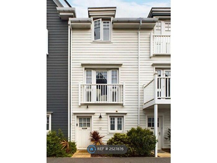 4 Bedroom Terraced House To Rent In Maine Street, Reading, RG2