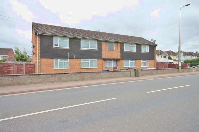 2 Bedroom Apartment To Rent In Kidlington, Oxford, North Oxford, OX5