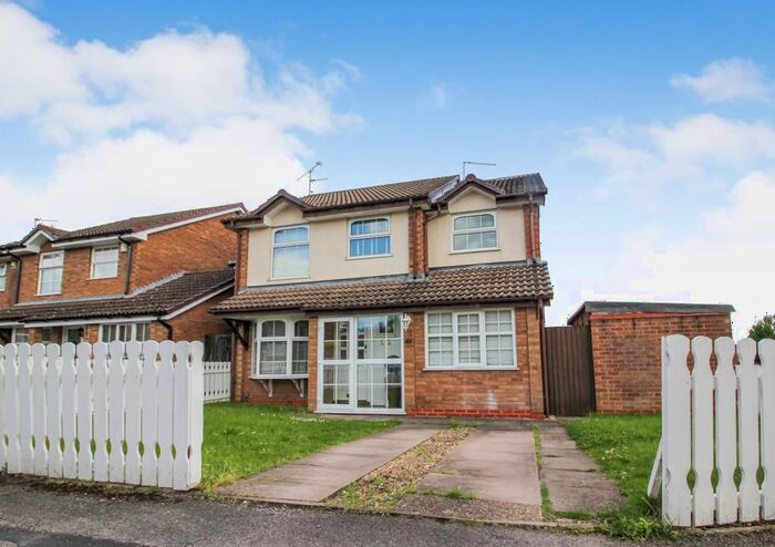 3 Bedroom Detached House To Rent In Delafield, Calcot, RG31