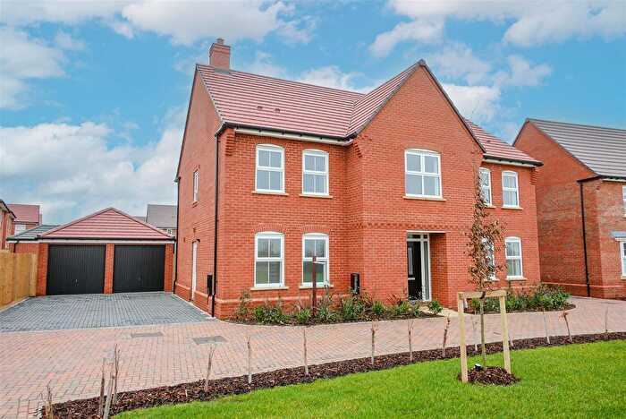 5 Bedroom Detached House For Sale In Cadewell Lane, Benson, OX10