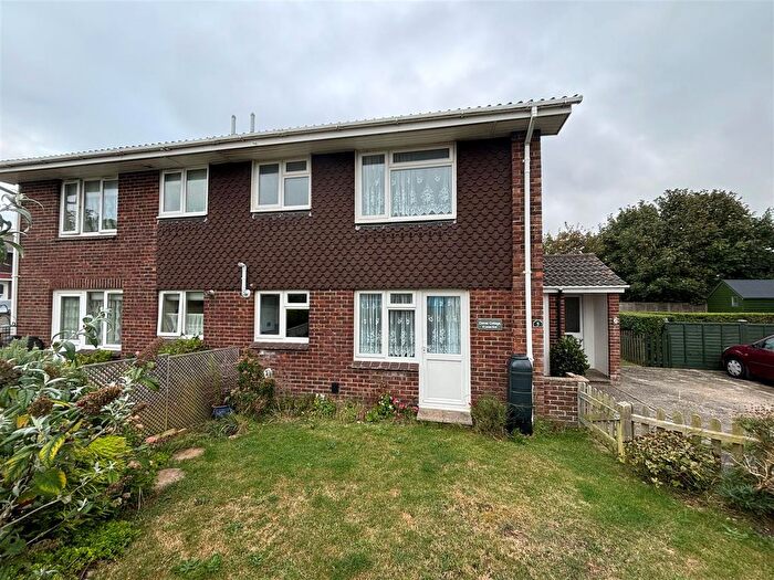 1 Bedroom Property To Rent In Lanes End, Totland Bay, PO39