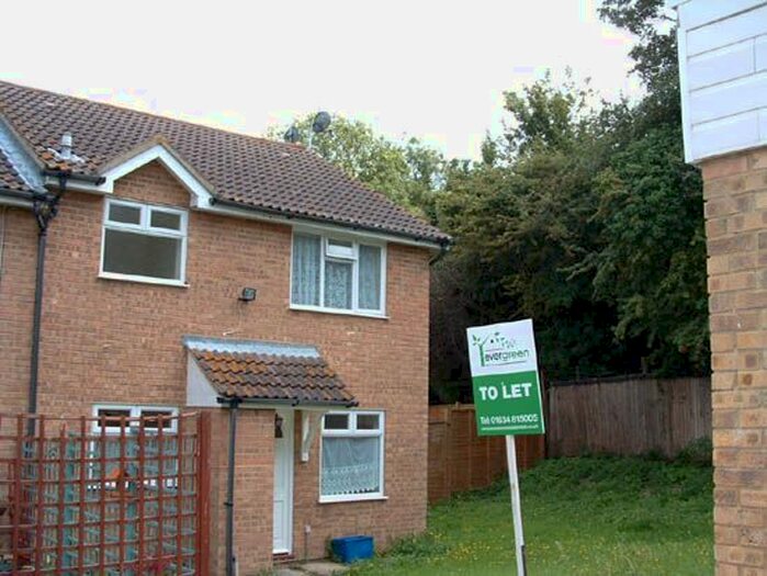 1 Bedroom Terraced House To Rent In Rowan Lea, Chatham, ME5