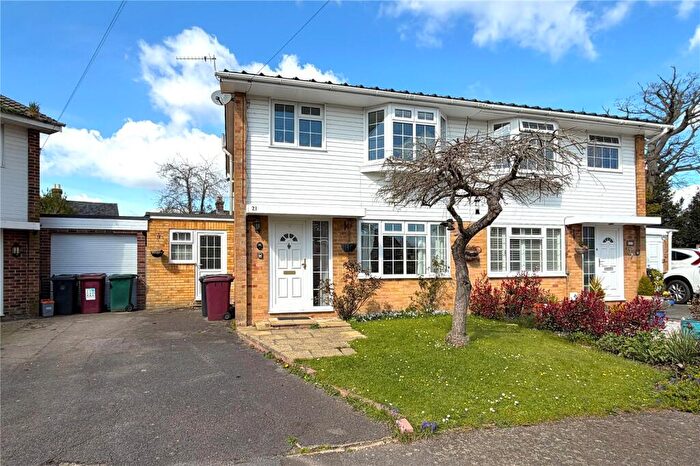 3 Bedroom Semi-Detached House For Sale In Ellesmere Orchard, Westbourne, Emsworth, Hampshire, PO10