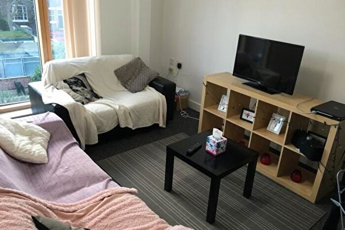 2 Bedroom Flat To Rent In Knight Street, Liverpool, L1