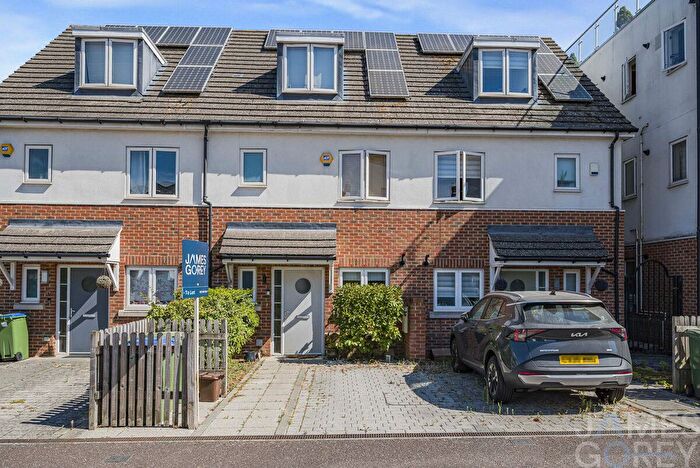 3 Bedroom Terraced House To Rent In Craybrooke Road, Sidcup, DA14