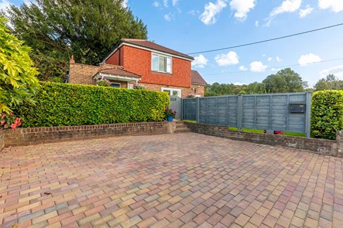 2 Bedroom Detached House For Sale In Station Road, Buxted, TN22