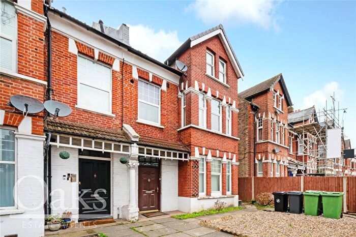 2 Bedroom Flat To Rent In Greyhound Lane, London, SW16