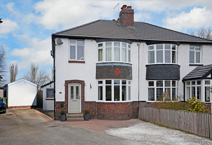 3 Bedroom Semi-Detached House For Sale In Ashbury Drive, Norton, Sheffield, S8