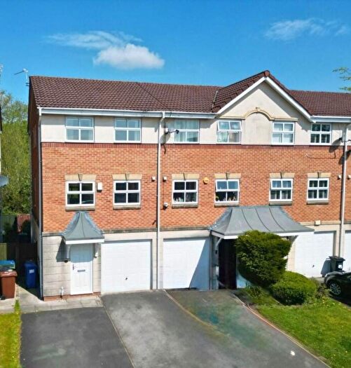 3 Bedroom Town House To Rent In Owens Farm Drive, Stockport, SK2