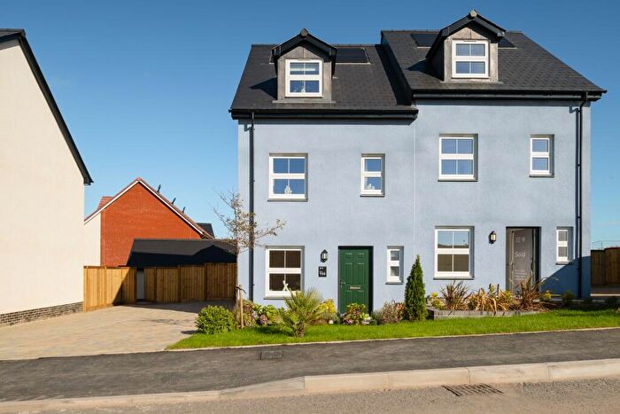 3 Bedroom Semi-Detached House For Sale In Old Barnstaple Road, Ilfracombe, Devon, EX34