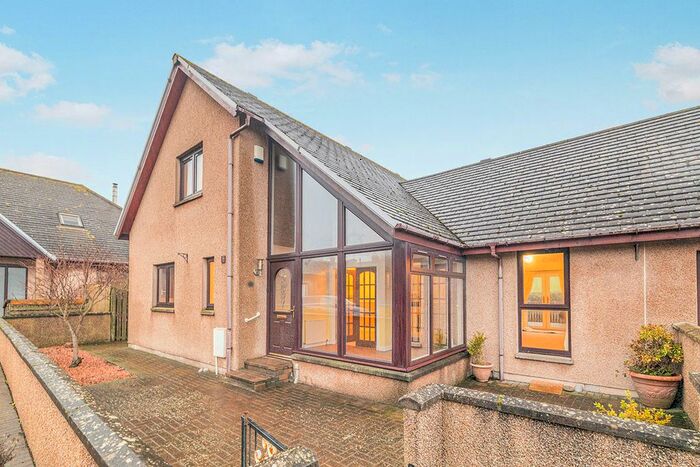4 Bedroom Detached House To Rent In Inverbervie, Montrose, Angus, DD10