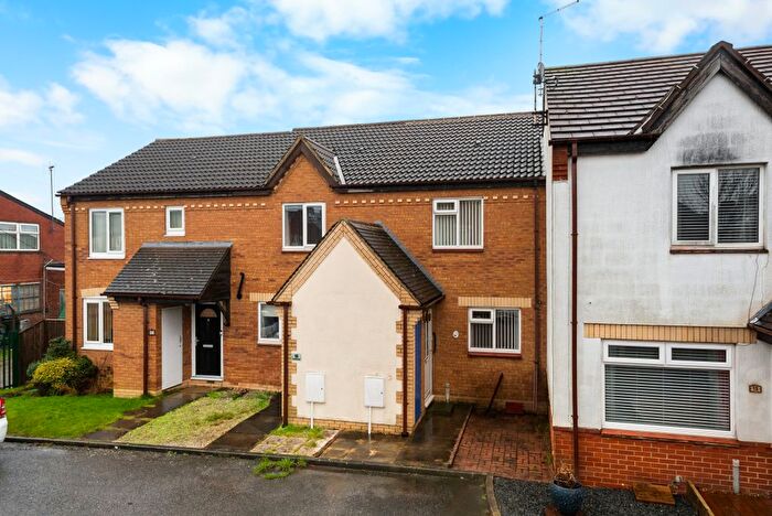 2 Bedroom Terraced House For Sale In Sycamore Drive, Harrogate, HG2