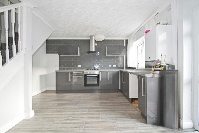 3 Bedroom House For Sale In The Hawthorns, Cardiff, CF23