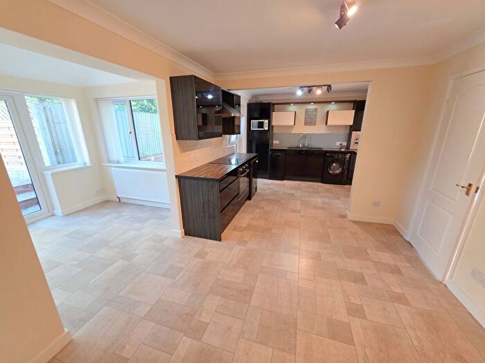 4 Bedroom Detached House For Sale In Middle Street, Misson, DN10