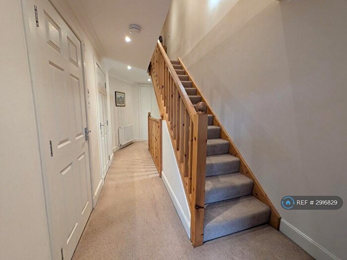 2 Bedroom Maisonette To Rent In Barnton Street, Stirling, FK8