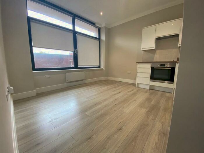 1 Bedroom Apartment To Rent In Sentinel House, Norwich, NR1