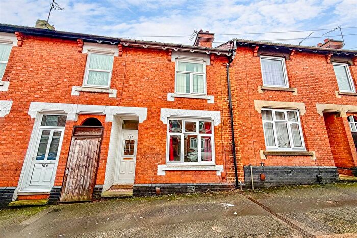 2 Bedroom Terraced House For Sale In Russell Street, Kettering, NN16