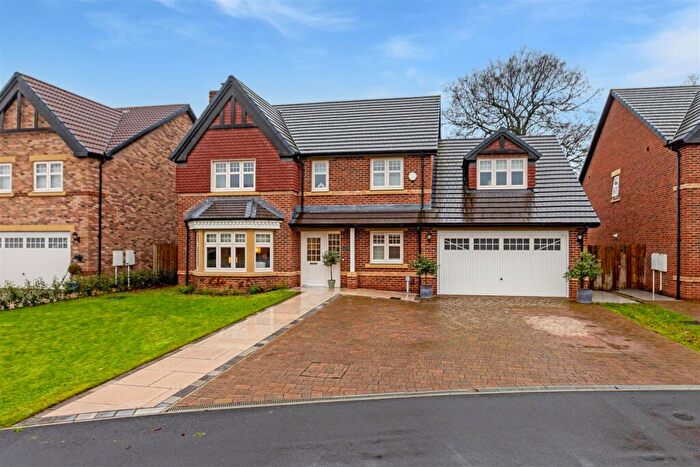 5 Bedroom Detached House For Sale In Romanby Drive, Darlington, DL3