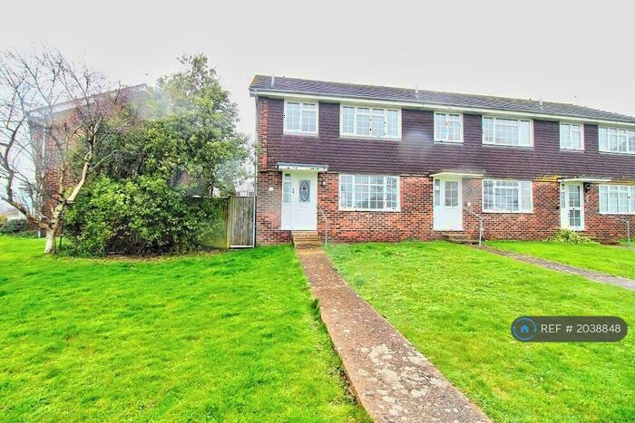 3 Bedroom End Of Terrace House To Rent In Sevenoaks Road, Eastbourne, BN23