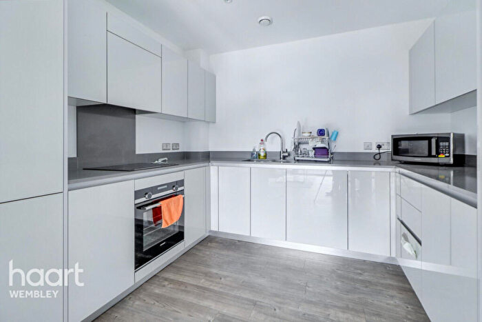 2 Bedroom Apartment For Sale In Alperton, HA0