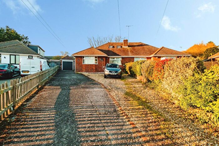 3 Bedroom Semi-Detached Bungalow For Sale In Pines Avenue, Worthing, BN14