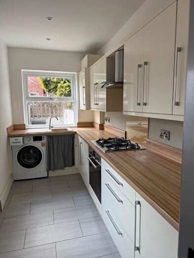 3 Bedroom Terraced House To Rent In Warner Road, Hillsborough, Sheffield, S6