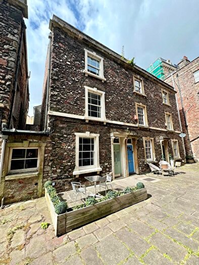 3 Bedroom Town House To Rent In Portland Street, Clifton, Bristol, BS8