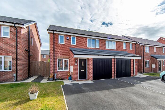 3 Bedroom Semi-Detached House For Sale In Gannet Drive, North Sea Manor, Amble, NE65