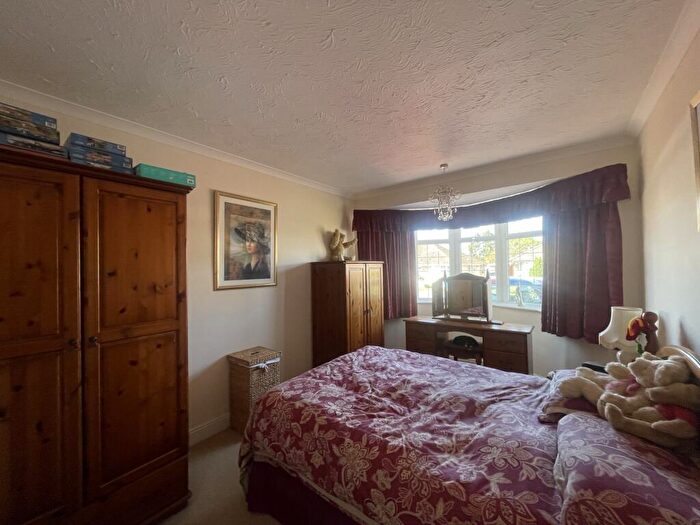 2 Bedroom Bungalow To Rent In Bouverie Road, Hardingstone, Northampton, NN4