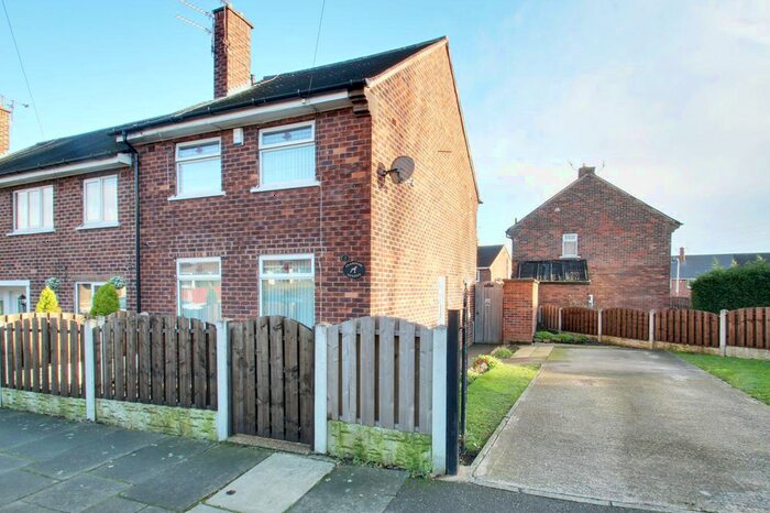 3 Bedroom Semi-Detached House To Rent In Byrley Road, Kimberworth, Park, Rotherham, S61